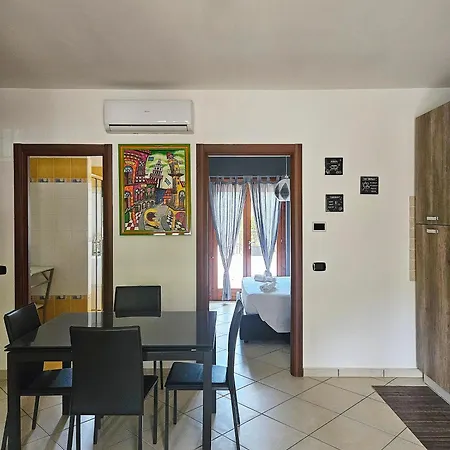 Appartement Yellow Glow House - Maison A Porter