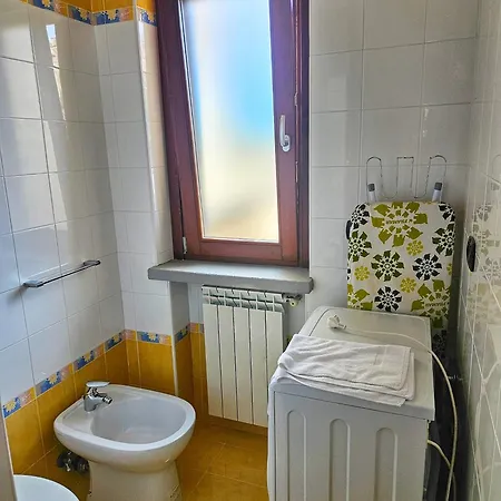 Yellow Glow House - Maison A Porter Vasto