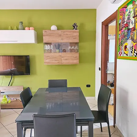 Yellow Glow House - Maison A Porter Vasto