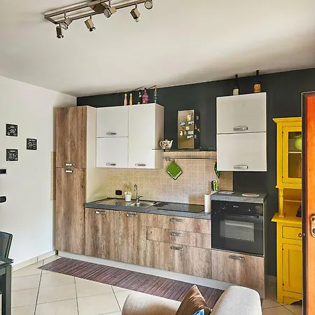 Yellow Glow House - Maison A Porter Appartement