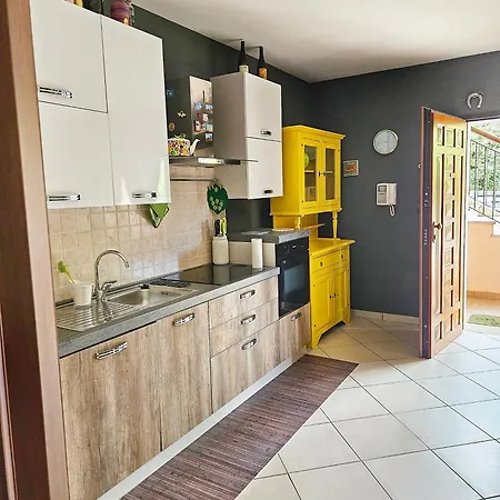 Appartement Yellow Glow House - Maison A Porter