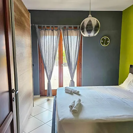 Yellow Glow House - Maison A Porter *